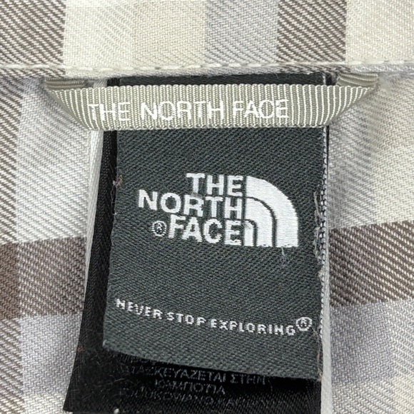The North Face Cabincore Casual Plaid Long Sleeve Snap Front Shirt Large Grey - Picture 6 of 15